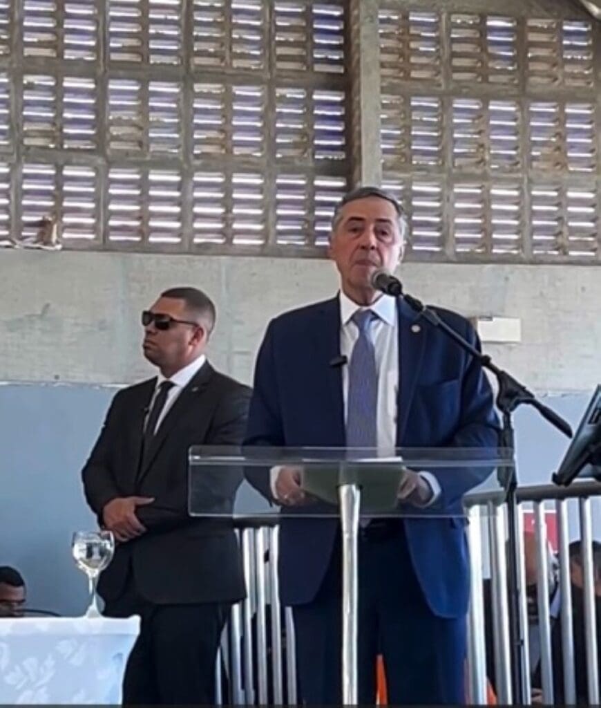 Ministro Luís Roberto Barroso Pede Desculpas por Falhas no Caso Maria da Penha
