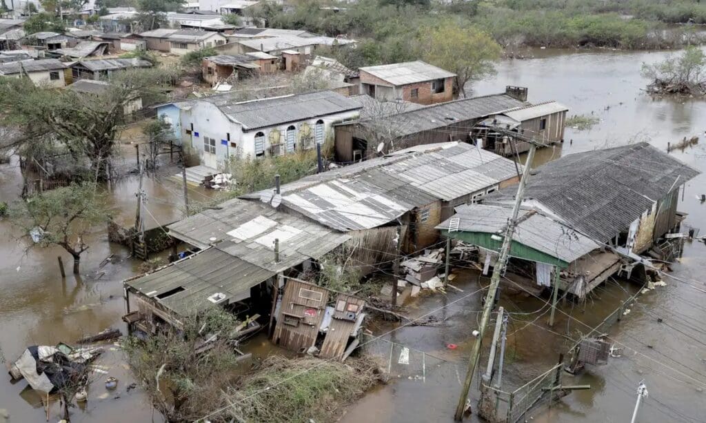 Lula e Leite assinam acordo que prevê fundo de R$ 6,5 bilhões para Rio Grande do Sul