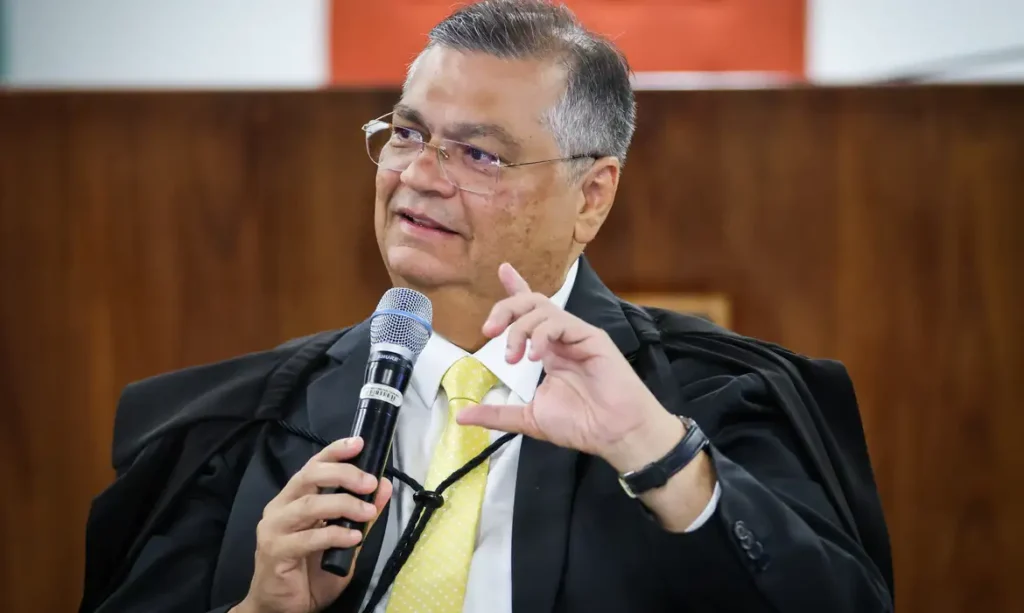 Dino diz que Congresso não enviou todos documentos sobre emenda ao STF