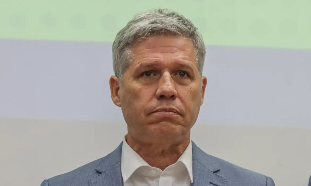 Governo Anuncia Estratégia para Modernização de Entrepostos e Armazéns no Combate à Fome