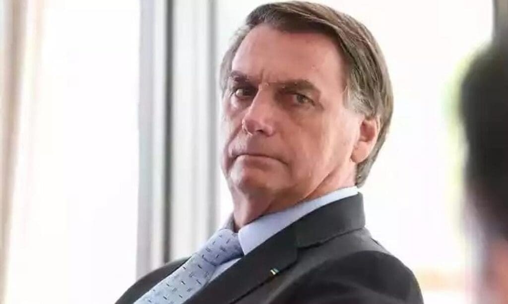 Deputados do PT pedem ao STF proibição de Bolsonaro deixar Brasília