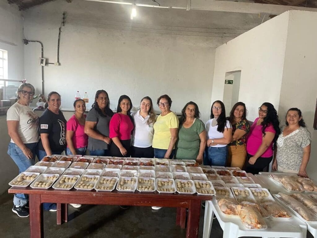 Curso de Produção de Defumados e Embutidos de Frango é realizado em parceria com Emater, Senar-MG e Prefeitura de São Pedro da União
