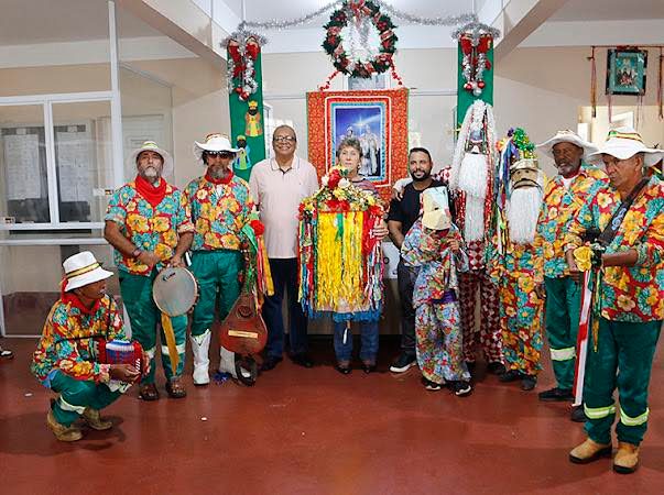 Alfenas recebe encontro das Companhias de Folia de Reis e valoriza tradição cultural