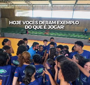 Catas Altas recebe amistoso esportivo e reforça integração entre equipes de base no Ginásio Municipal