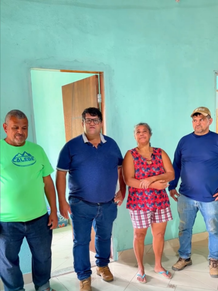 São Geraldo da Piedade entrega reforma de moradia na localidade de Alfredos